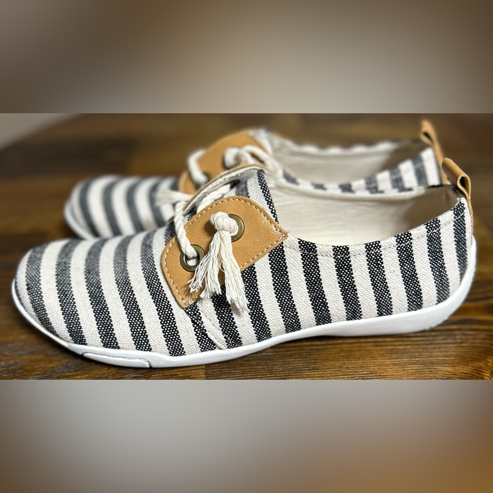 Ros Hommerson Black and White Striped Casual Shoes